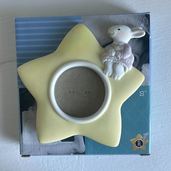 Early Years Vintage Girl Bunny Star Frame - Picture 2 of 8
